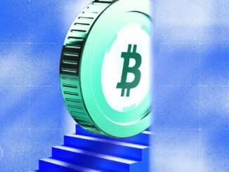 How Bitcoin Holders’ Sentiment Split Signals Early Re-Accumulation Phase