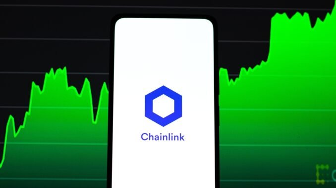 LINK could rally to $17 following Mastercard partnership LINK positive PA