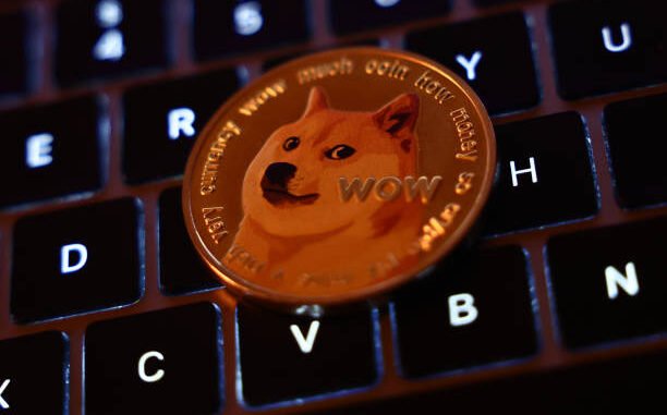 Looking To Buy The Dogecoin Dip Below $0.2? Analyst Says Dogecoin