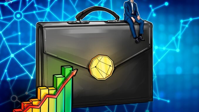 ARK Invest Buys $20M BitMine, Sells Coinbase, Block, HOOD
