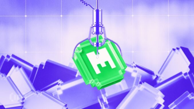 USELESS Price Faces Breakdown Risk As Top Wallets Hint At Exit