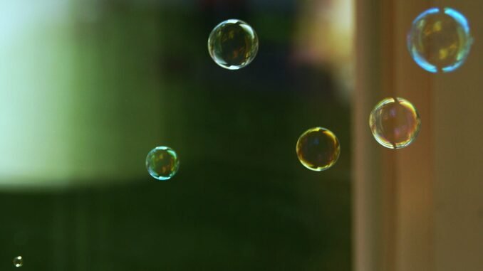 Illustrative image for article on AI investment patterns.