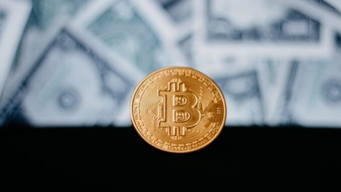 Компании продолжают вкладываться в Биткоин: BTC может пробить $123 000 уже в августе