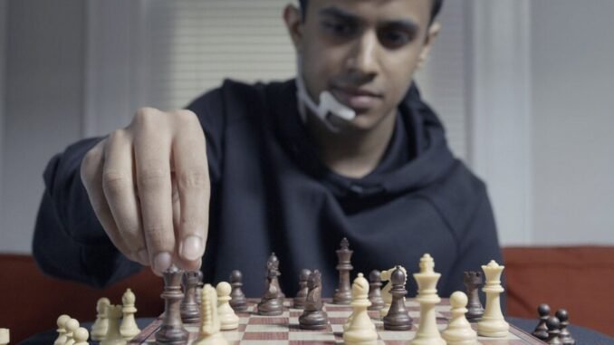 'Near Telepathic' Wearable Lets You Communicate Silently With Devices