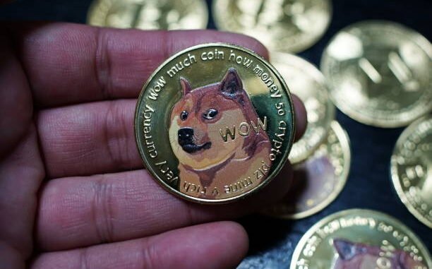 Dogecoin Sell-Off Alert: Whale Deposits 132 Million DOGE Into Robinhood Dogecoin
