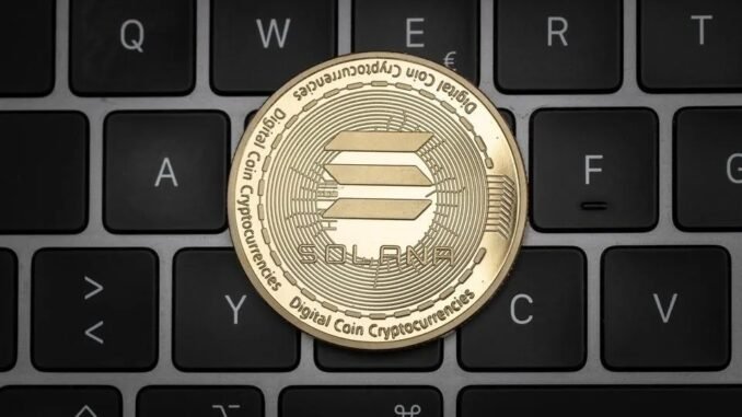 Solana Price Enters Uncertain Phase As Negative Divergence Emerges — Solana