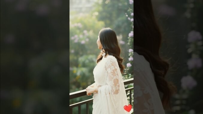 🎶Aesthetic saree poses 👀🪞🎀 #saree #viral #ytshorts #photoshoot #explore #pose #viral #reels #shorts