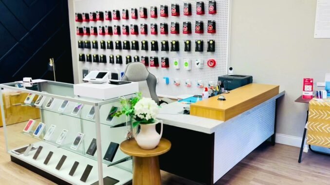 “Rex Phone Repair” let AI guide you to the right place