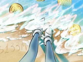 Bitcoin ETFs Extend Losses as Solana Funds Keep Ground