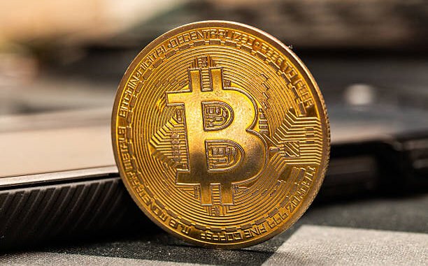 No Rebound For Bitcoin Yet — Short-Term BTC Holders Continue Bitcoin